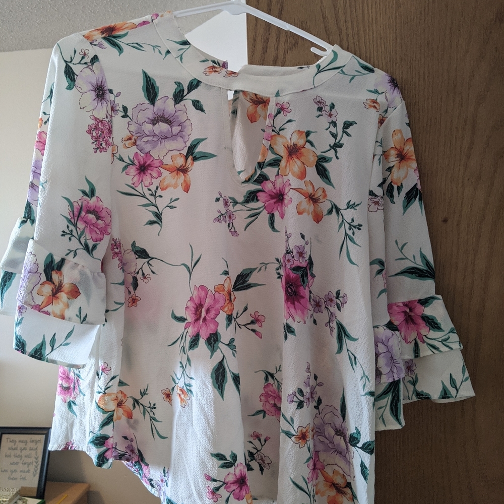 Urban Romantics Women's Top